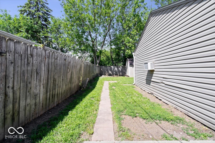 Listing Image 25
