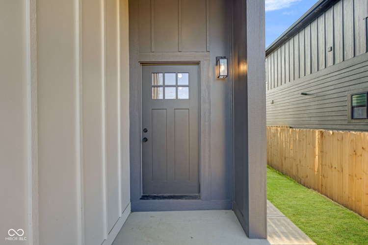 Listing Image 86