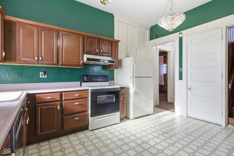 Listing Image 18