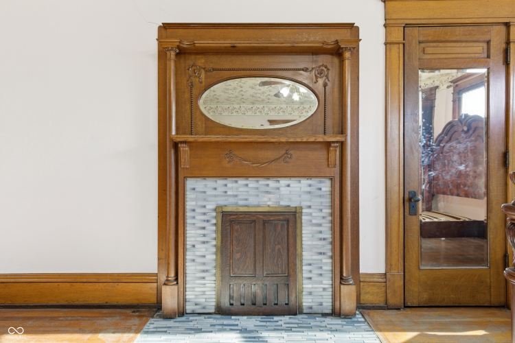 Listing Image 28