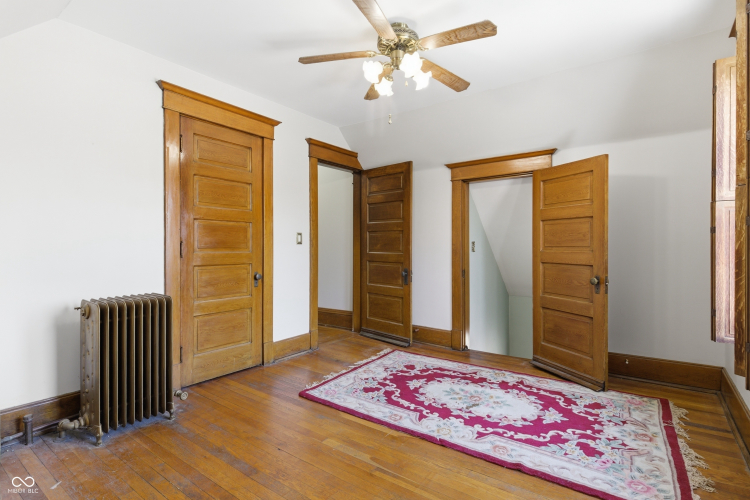 Listing Image 35