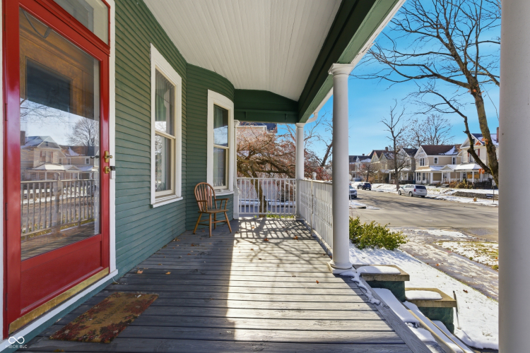 Listing Image 7