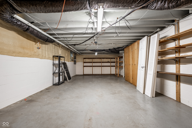 Listing Image 32