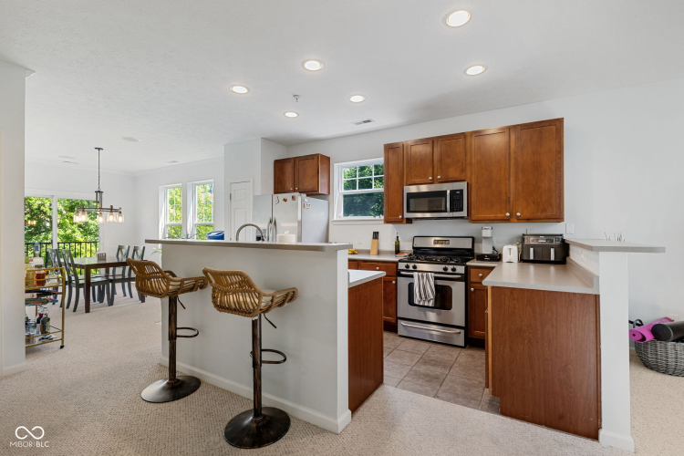 Listing Image 16