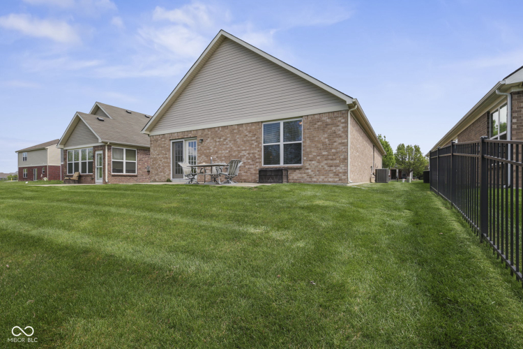 Listing Image 26
