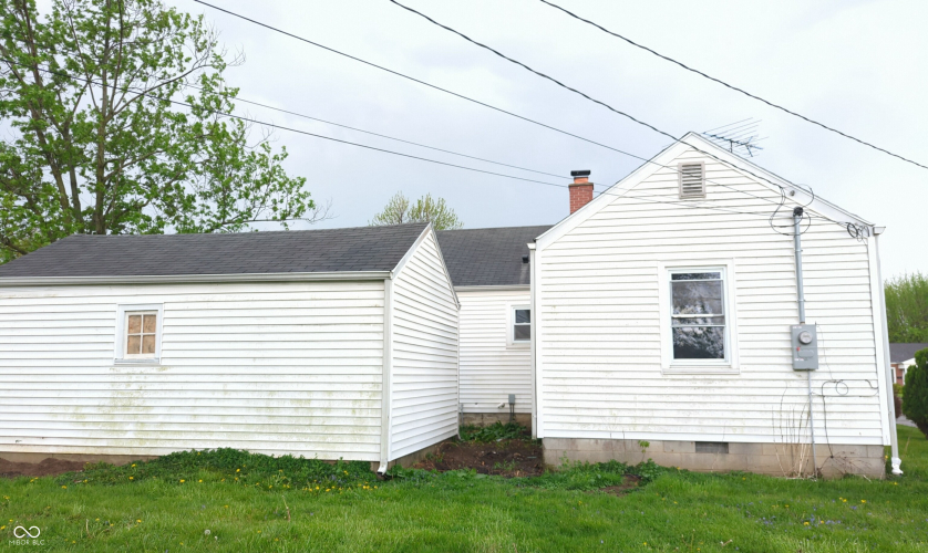 Listing Image 12