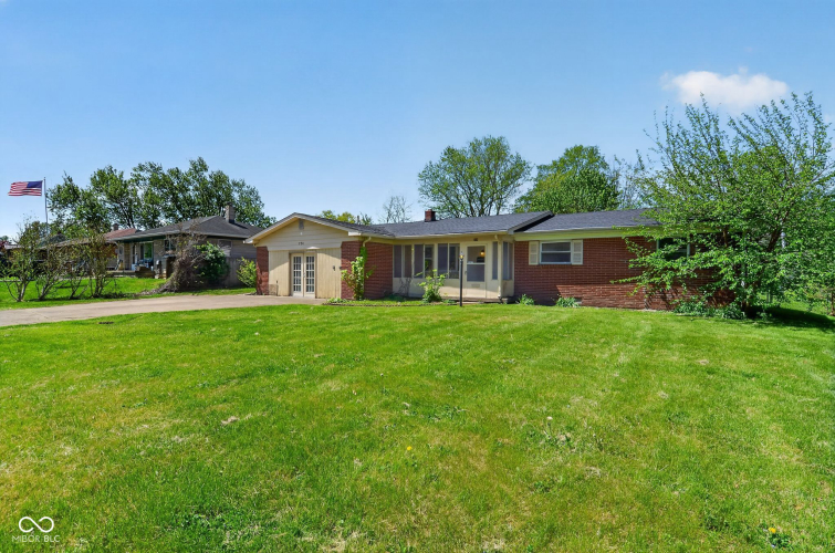 Listing Image 3