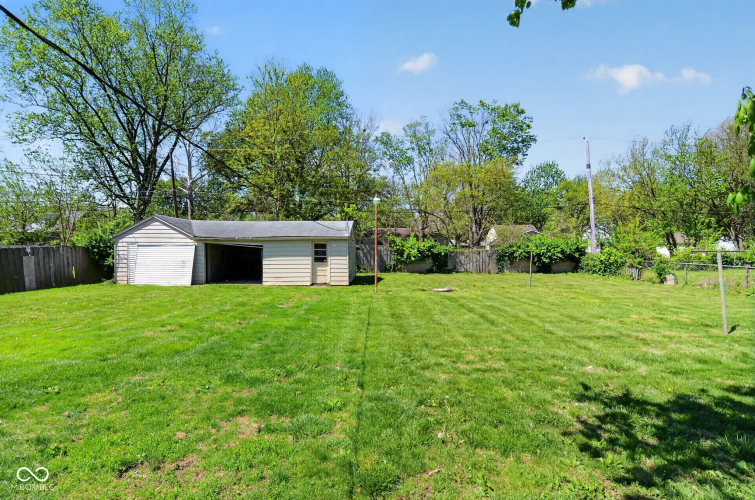 Listing Image 5