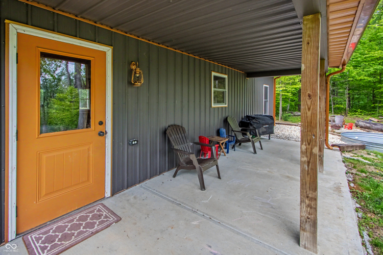 Listing Image 11