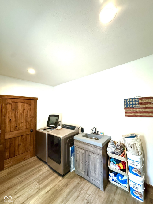 Listing Image 110