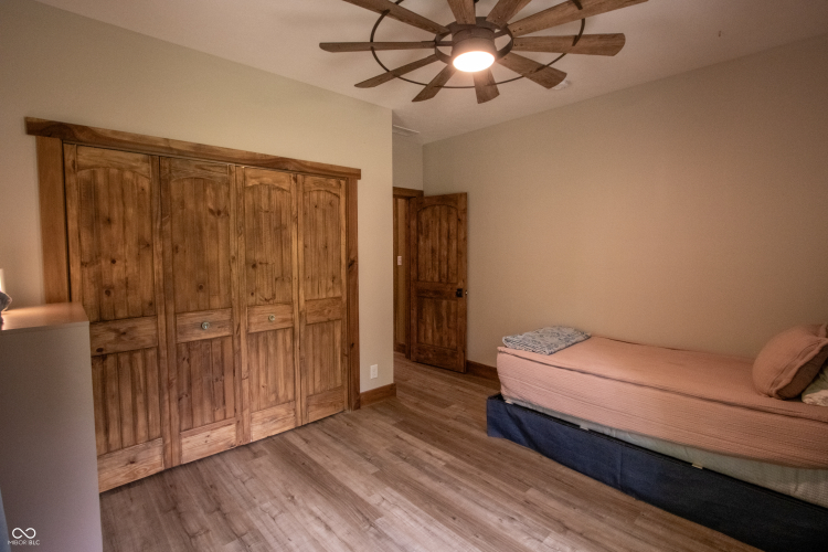 Listing Image 137