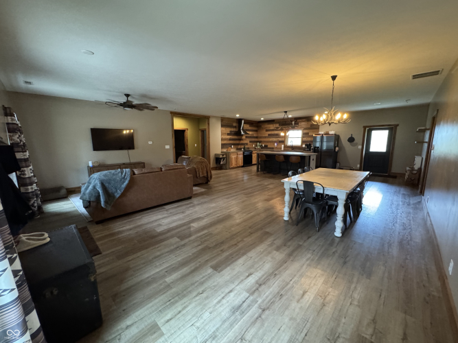 Listing Image 65
