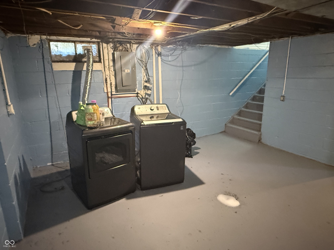 Listing Image 14