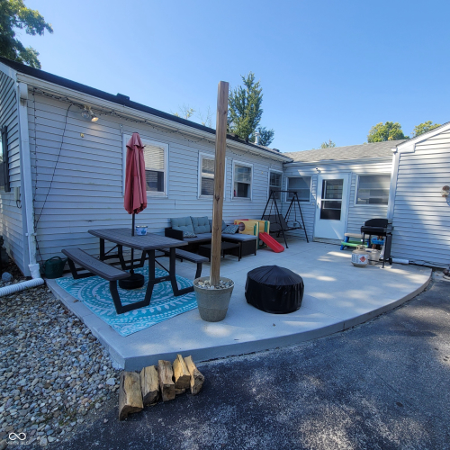 Listing Image 5