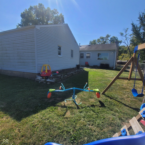 Listing Image 8