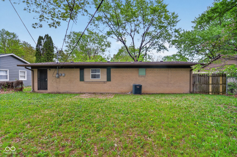 Listing Image 6