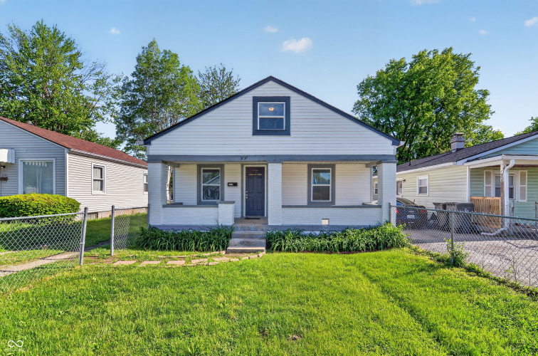 Listing Image 11