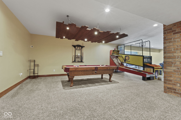 Listing Image 27