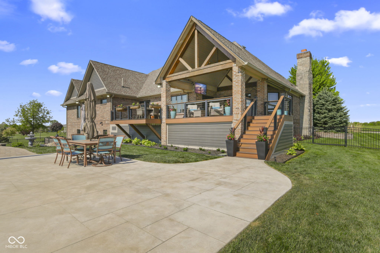 Listing Image 57