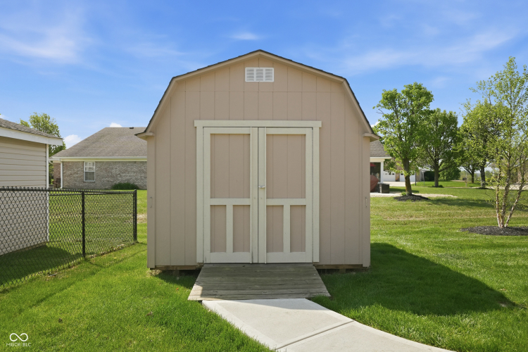 Listing Image 32
