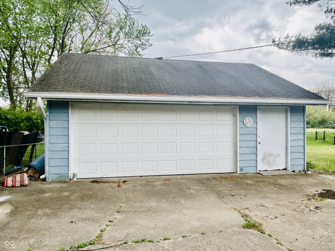Listing Image 19