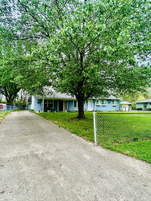Listing Image 5