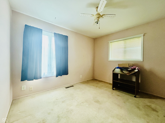 Listing Image 45