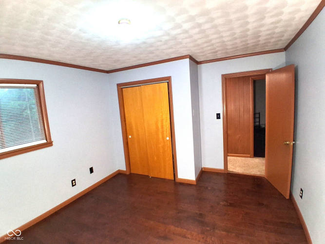 Listing Image 29