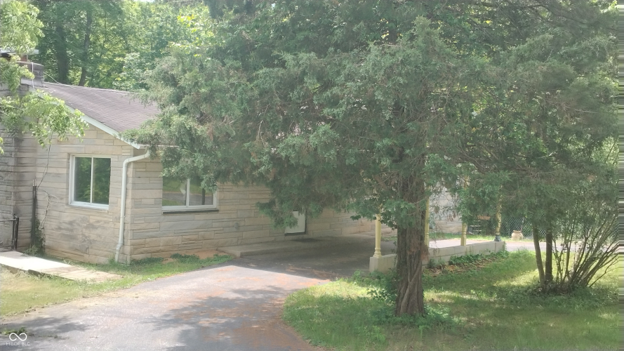 Listing Image 59