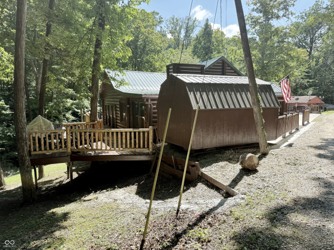 Listing Image 11