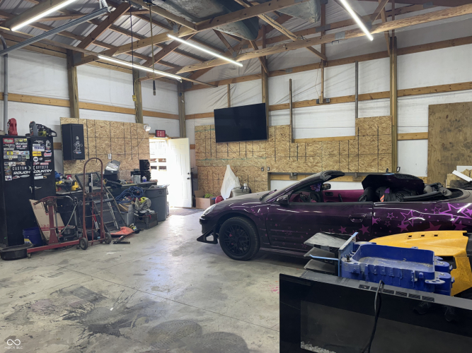 Listing Image 32