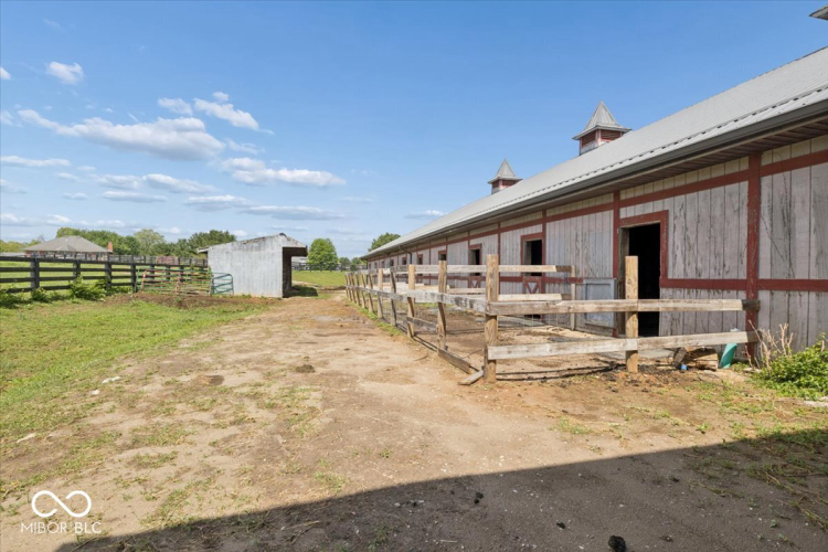 Listing Image 47