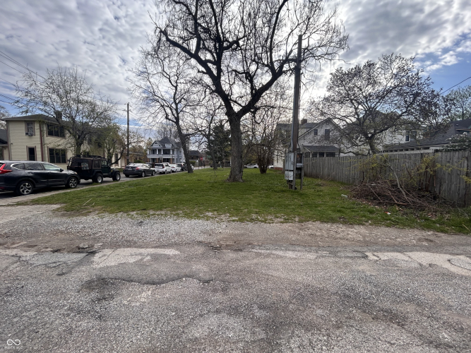 Listing Image 7