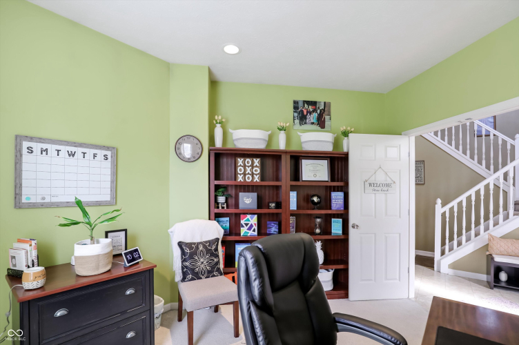 Listing Image 13