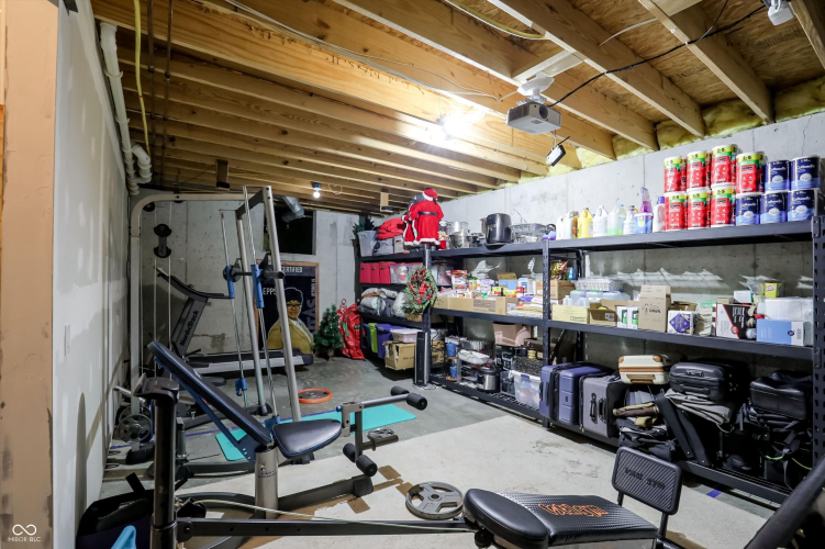 Listing Image 52