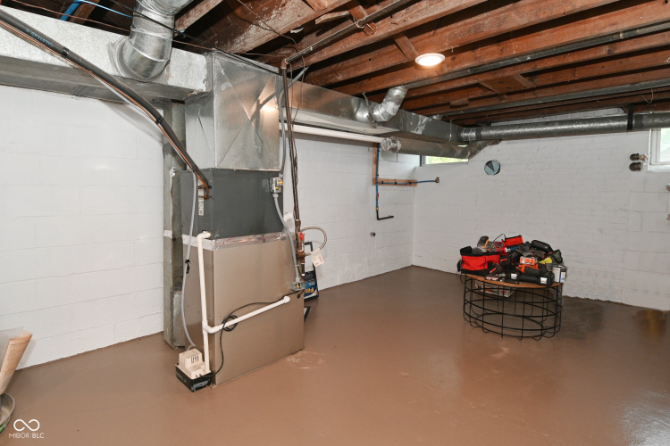 Listing Image 38