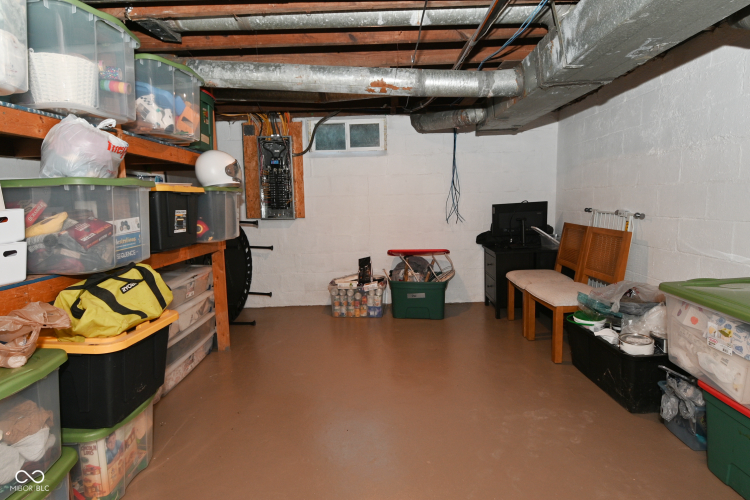 Listing Image 40