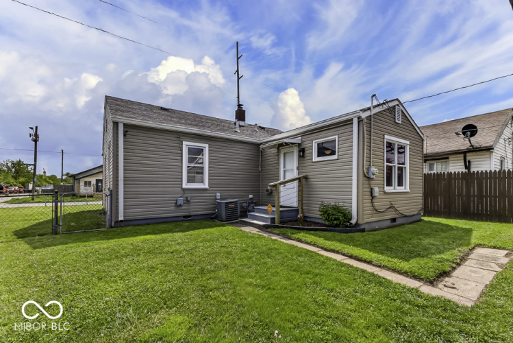 Listing Image 24