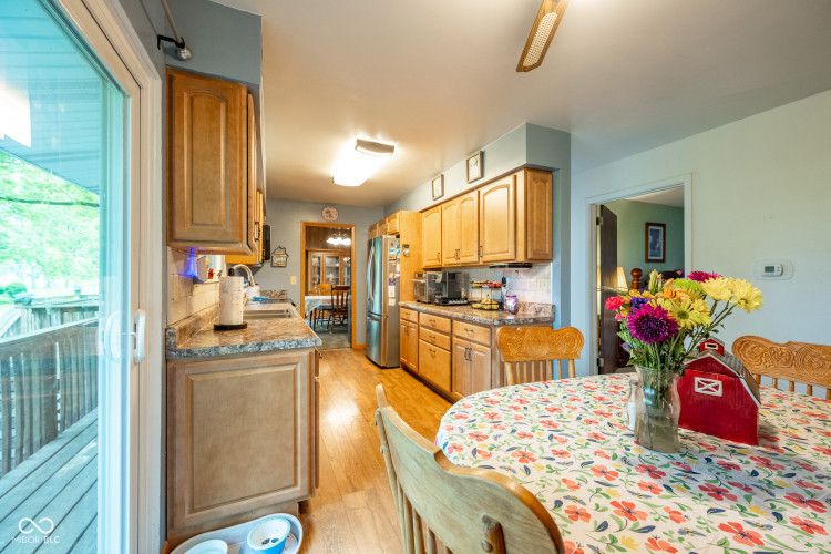 Listing Image 16