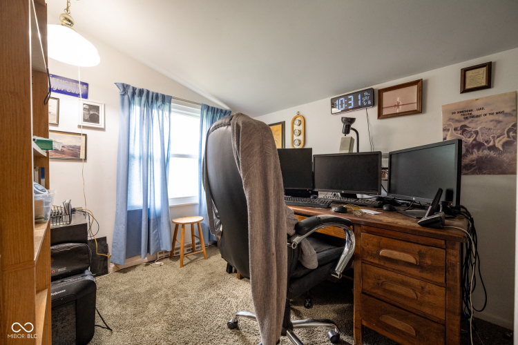 Listing Image 32