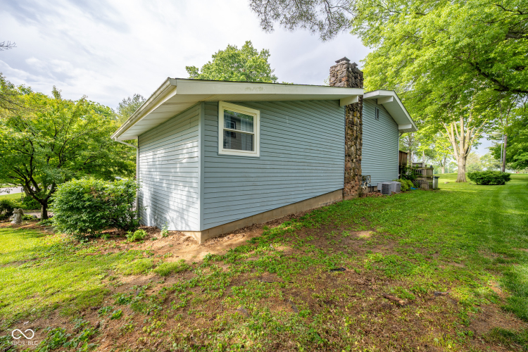 Listing Image 77