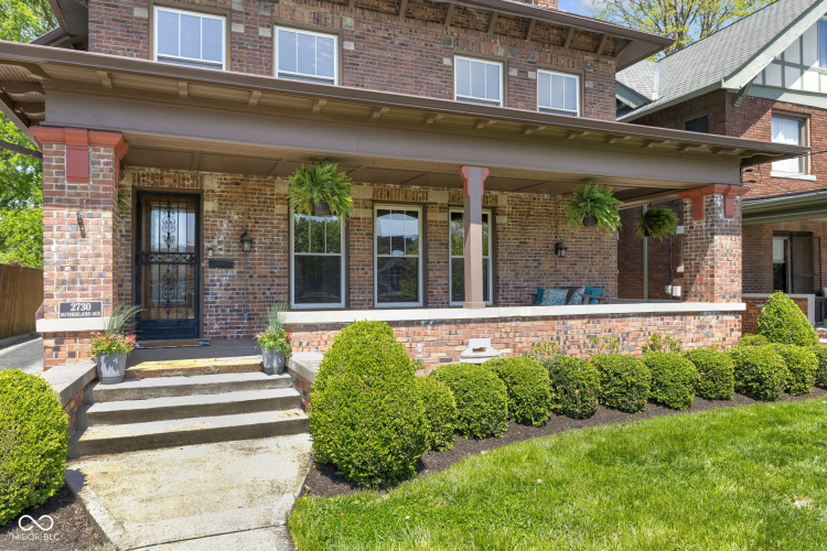 Listing Image 3