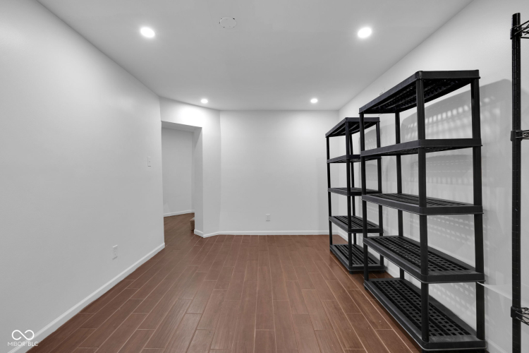 Listing Image 55