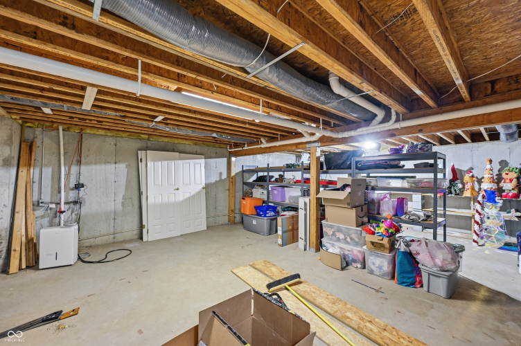 Listing Image 36