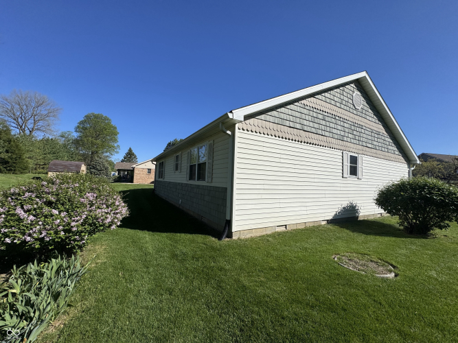 Listing Image 43