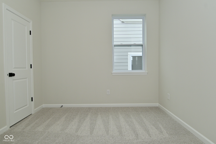 Listing Image 26