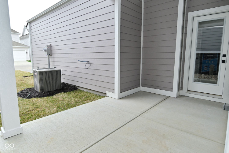 Listing Image 47