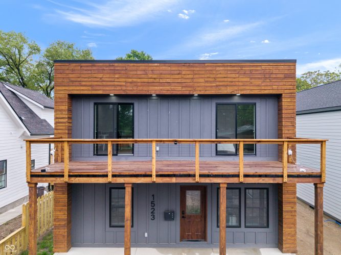 Listing Image 2