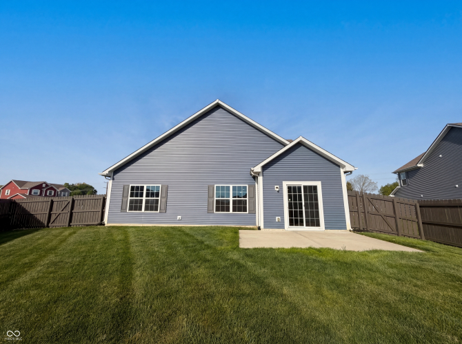Listing Image 5