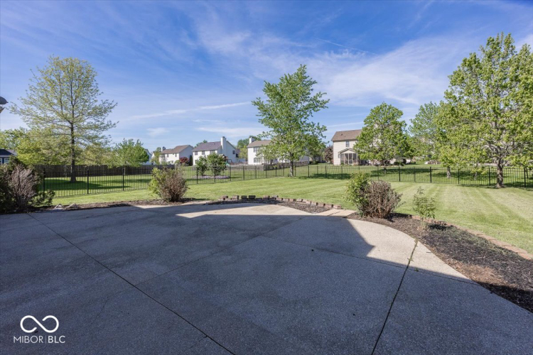 Listing Image 24